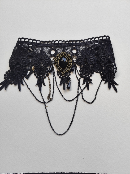 Jewelry - 3/$25💙Victorian Black Lace Choker with Gem and Chain Trim